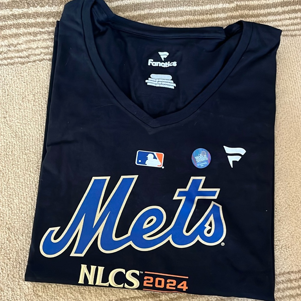 METS, 2XL… NWT… limited edition.